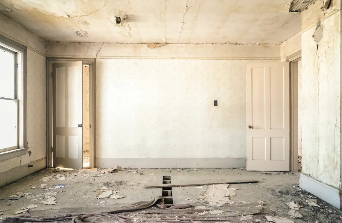 Waste disposal crew managing a cleanout project in Royersford